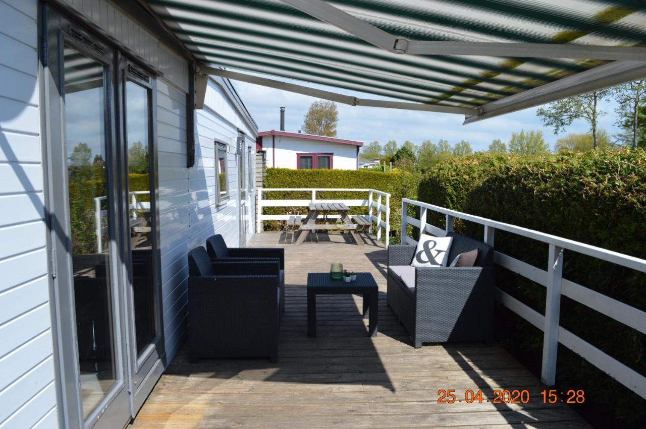 Vakantie Chalet Makkum Εξωτερικό φωτογραφία