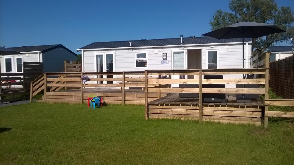 Vakantie Chalet Makkum Εξωτερικό φωτογραφία