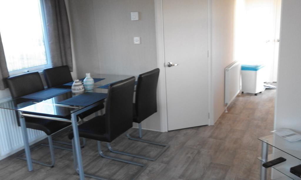 Vakantie Chalet Makkum Εξωτερικό φωτογραφία