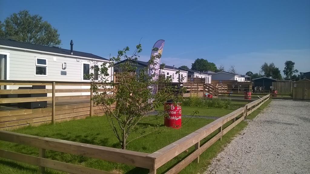 Vakantie Chalet Makkum Εξωτερικό φωτογραφία