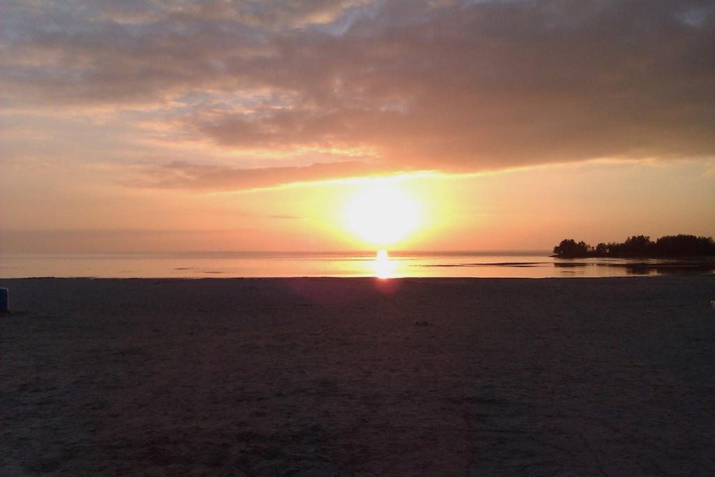 Vakantie Chalet Makkum Εξωτερικό φωτογραφία