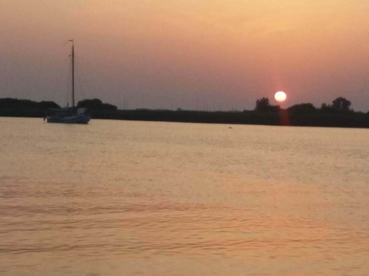 Vakantie Chalet Makkum Εξωτερικό φωτογραφία