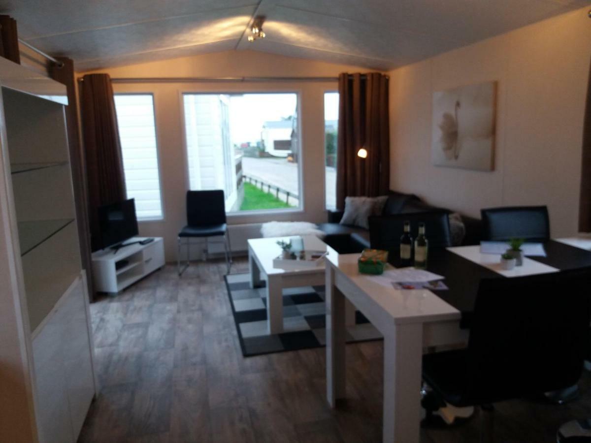 Vakantie Chalet Makkum Εξωτερικό φωτογραφία