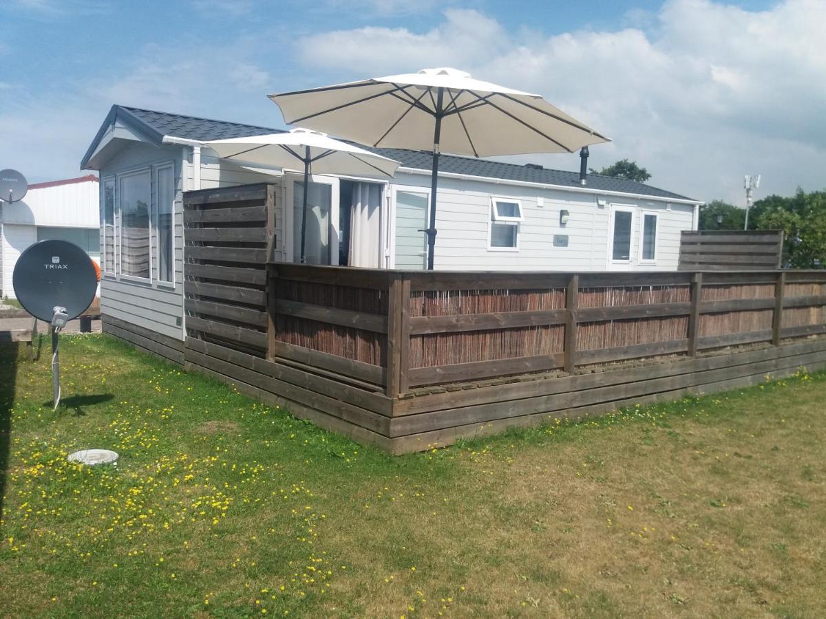 Vakantie Chalet Makkum Εξωτερικό φωτογραφία
